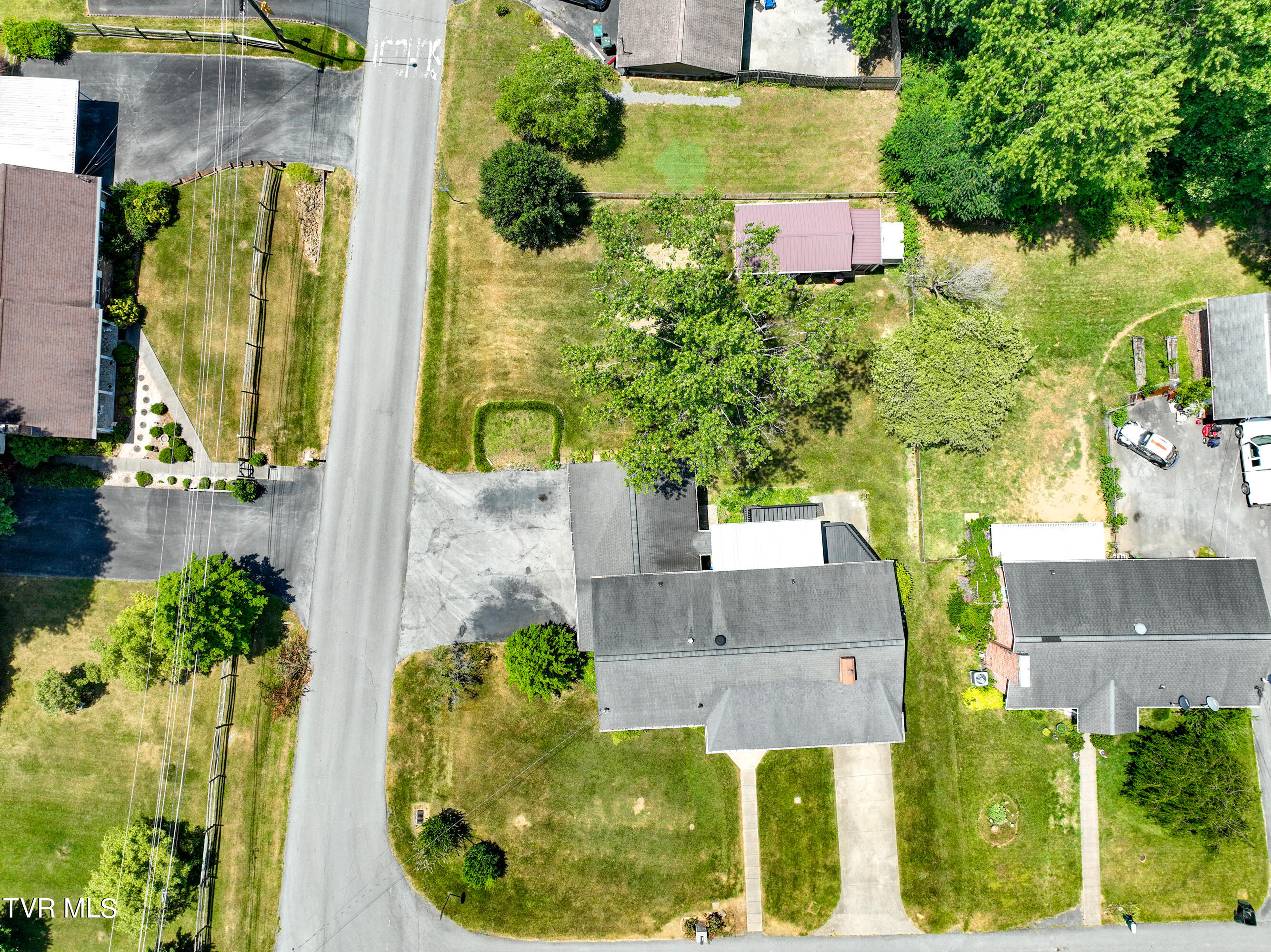 191 Grandview Road Bristol, VA 24201 - Photo 51 of 64 191 Grandview Drone-22