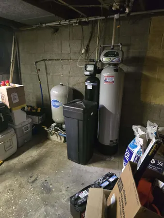 $285,000 | 2365 West Temperance Road, Temperance, MI 48182