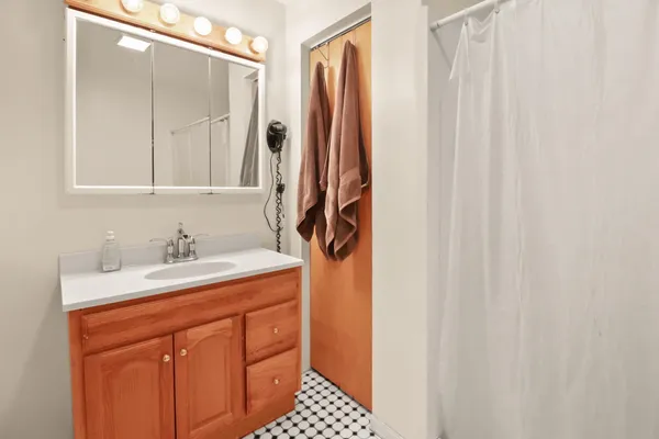 $285,000 | 2365 West Temperance Road, Temperance, MI 48182