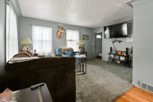 $285,000 | 2365 West Temperance Road, Temperance, MI 48182