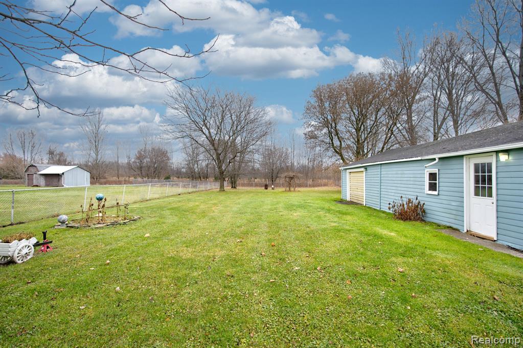 9106 North Irish Road Mount Morris, MI 48458 - Photo 34 of 44