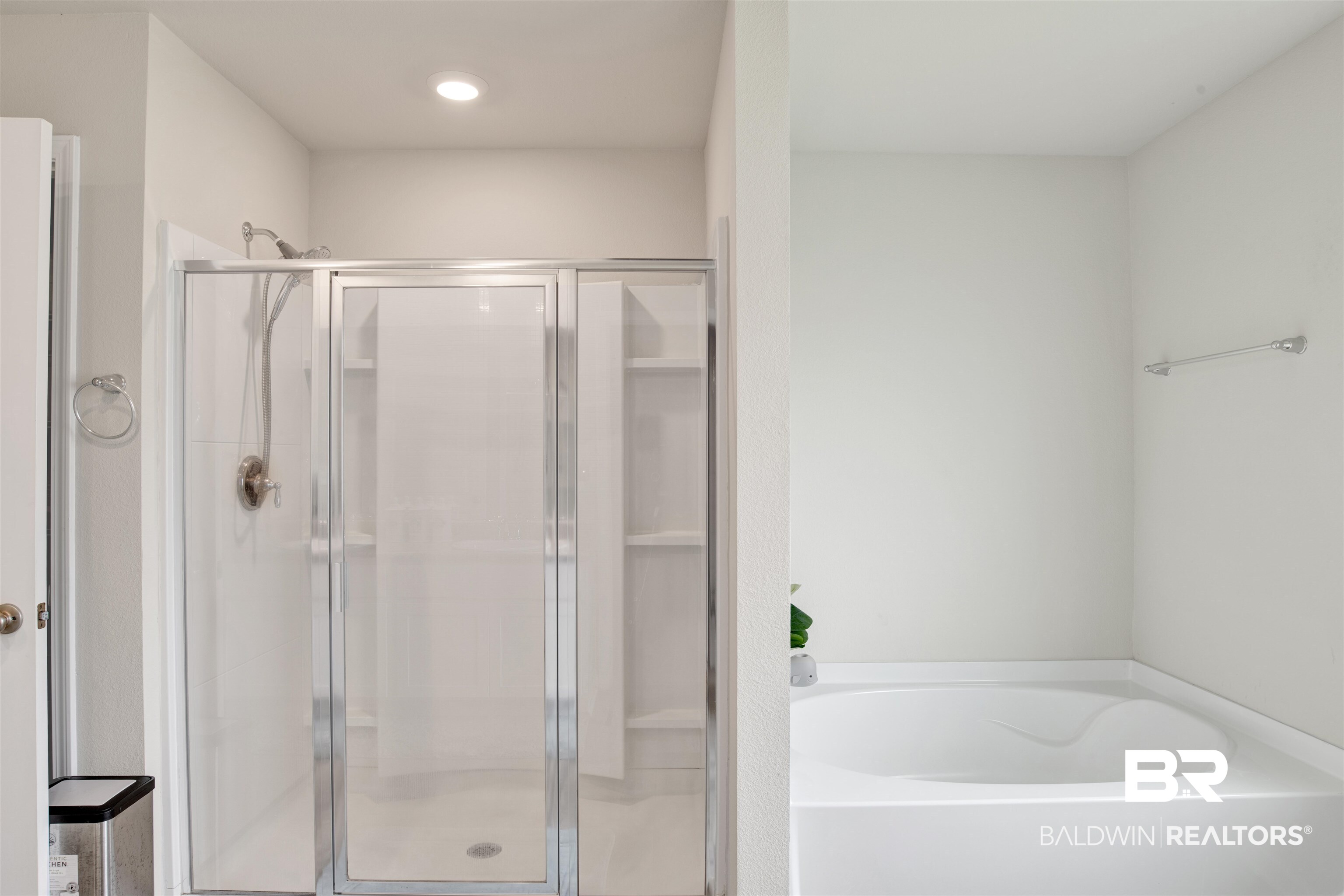 309 Hartenstein Road Foley, AL 36535 - Photo 14 of 23 Garden Tub and Separate Shower