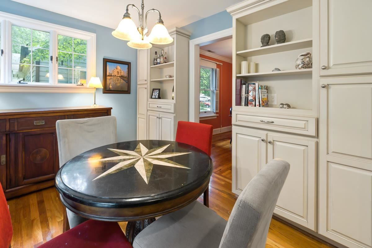 2506 Van Dyke Avenue Raleigh, NC 27607 - Photo 11 of 28 Conveniently located between the kitchen and the dining room this breakfast room will be an invaluable space for any homeowner. Breakfast Area