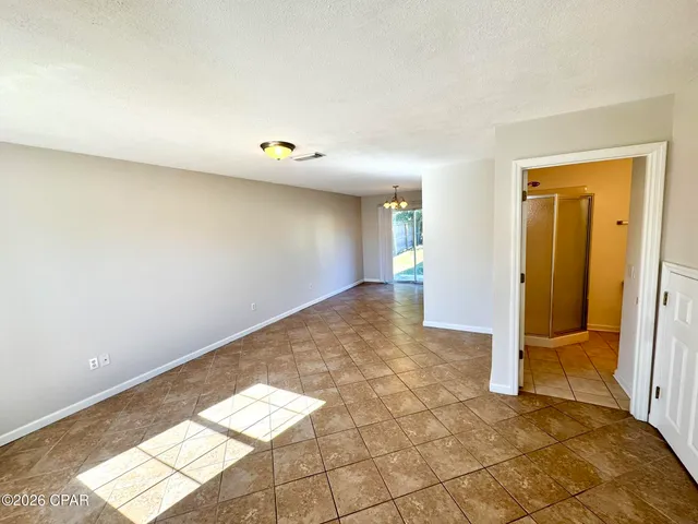 $1,650 | 4314 Catherine Street, Unit A, Panama City Beach, FL 32408