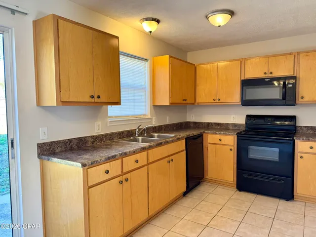 $1,650 | 4314 Catherine Street, Unit A, Panama City Beach, FL 32408