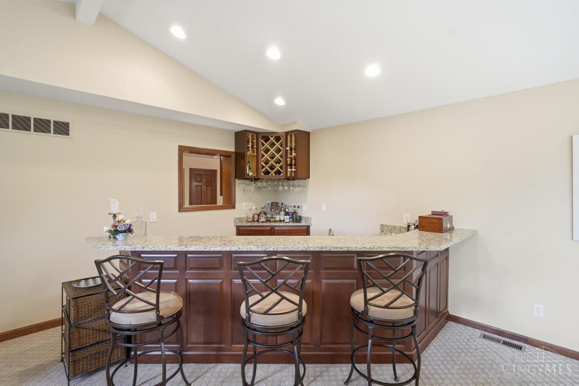 6046 Gaines Road Cincinnati, OH 45247 - Photo 14 of 78