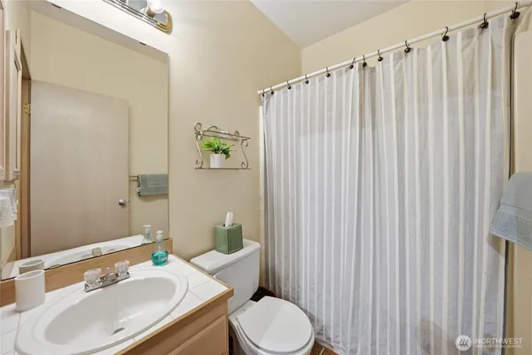 $1,175,000 | 4525 47th Avenue South, Seattle, WA 98118