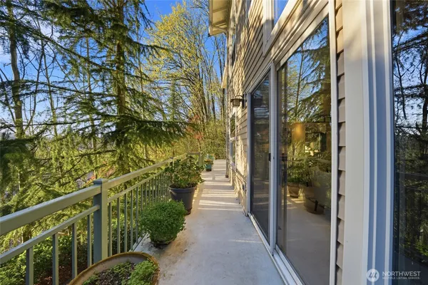 $1,175,000 | 4525 47th Avenue South, Seattle, WA 98118