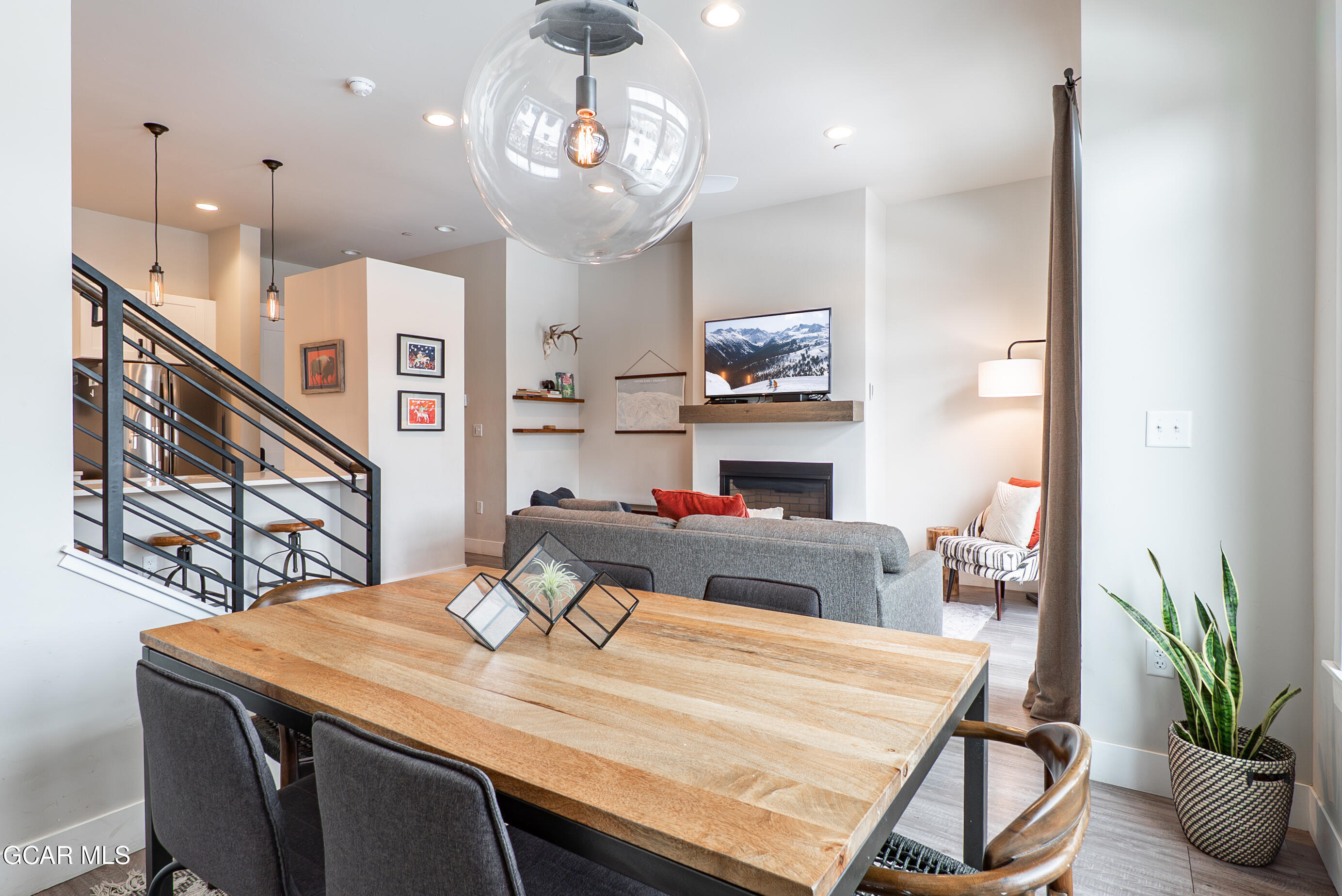 78311 Highway 40, Unit RUTN5 Winter Park, CO 80482 - Photo 15 of 52 Dining Area