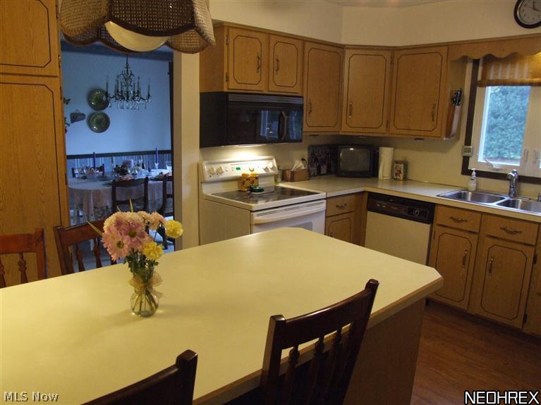 5031 Industry Road Ravenna, OH 44266 - Photo 13 of 25 KITCHEN