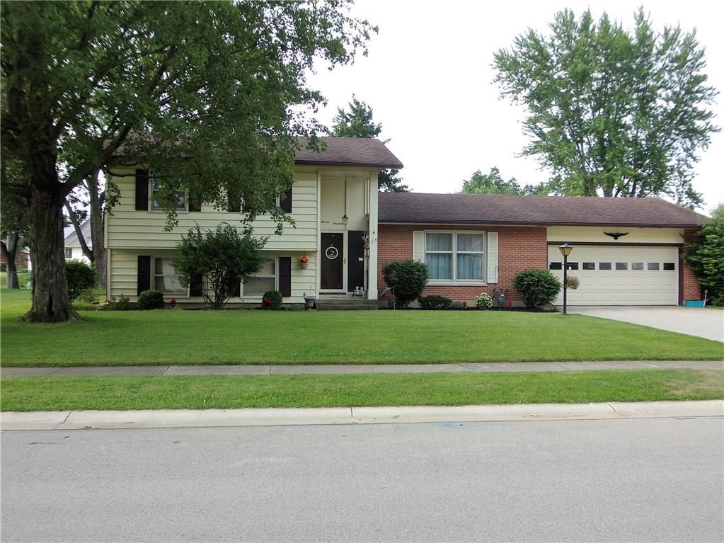 1119 Robin Road St. Marys, OH 45885 - Photo 2 of 27 Gallery Image 2