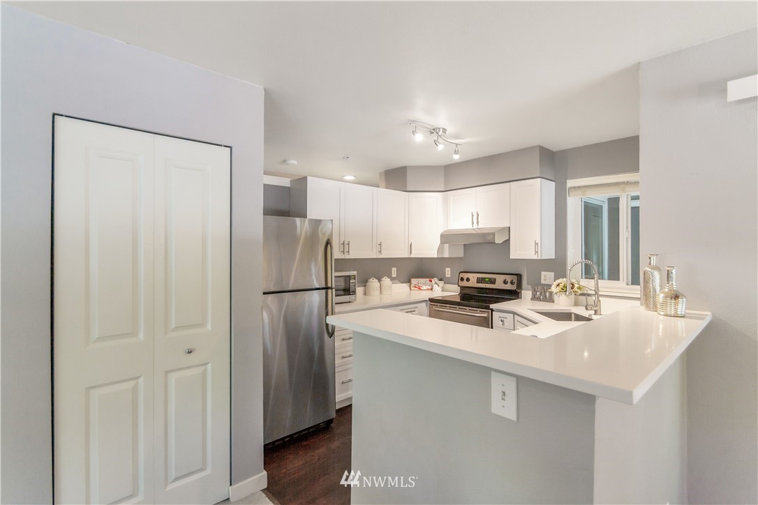 3908 243rd Place Southeast, Unit Q102 Bothell, WA 98021 - Photo 10 of 16 Gallery Image 10