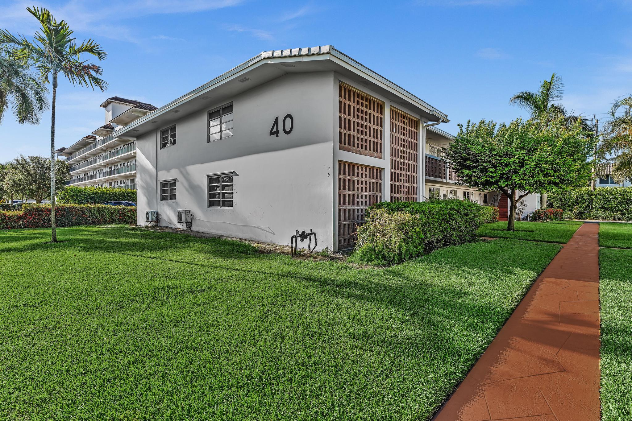 40 Southeast 13th Street, Unit A2 Boca Raton, FL 33432 - Photo 3 of 43 FPP00011