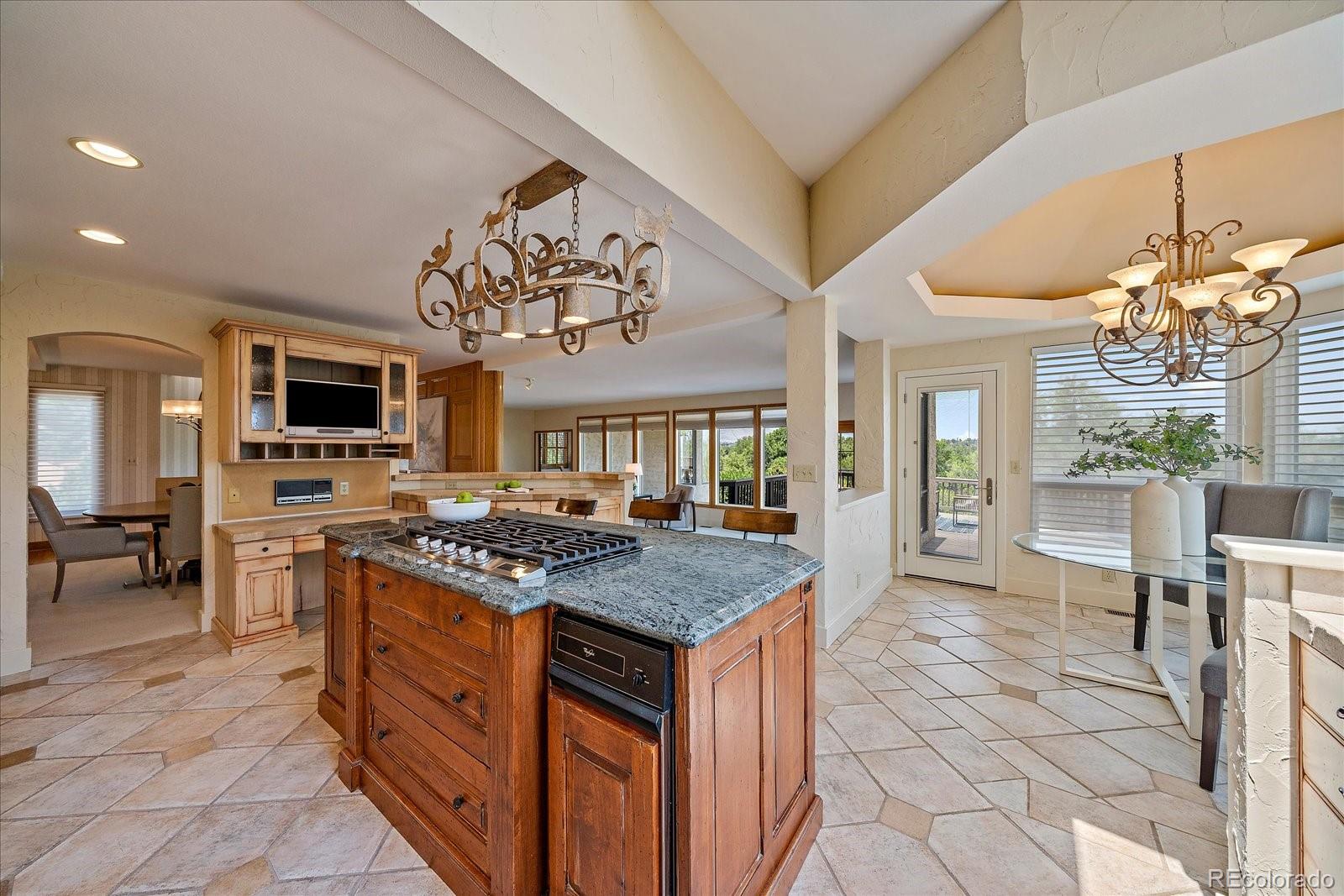 11651 West 40th Circle Wheat Ridge, CO 80033 - Photo 13 of 35