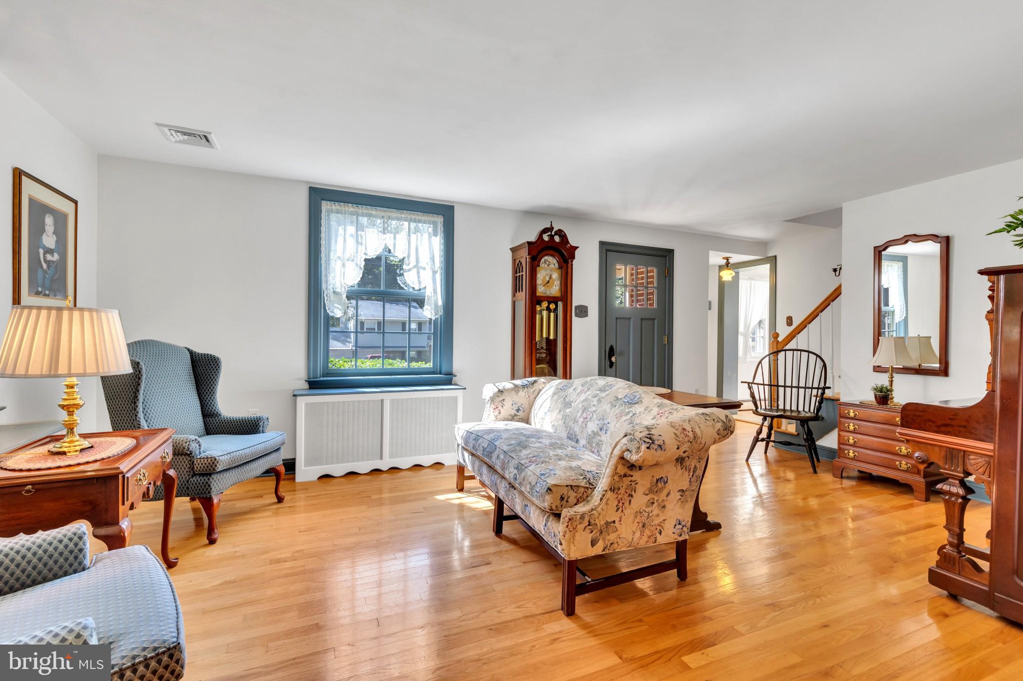 12 Home Road Hatboro, PA 19040 - Photo 4 of 31