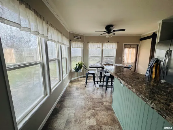 $235,000 | 11271 West Center Road, Mulkeytown, IL 62865