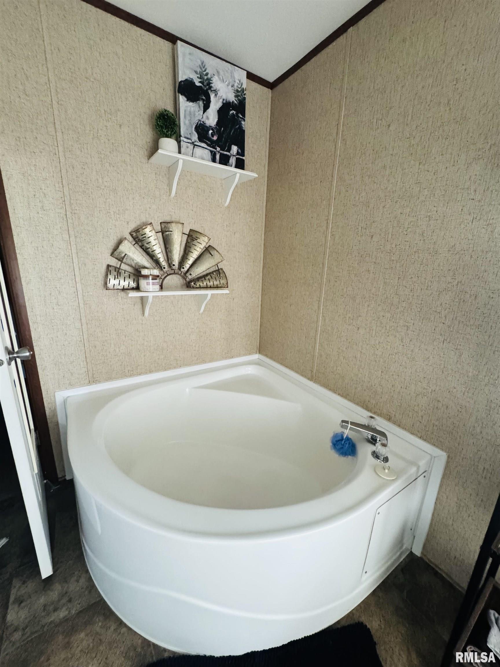 11271 West Center Road Mulkeytown, IL 62865 - Photo 8 of 28