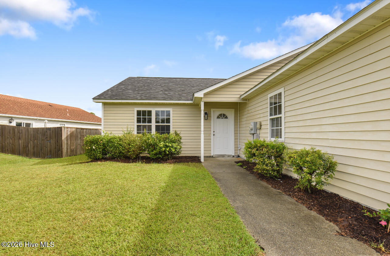 113 Charlton Road Hubert, NC 28539 - Photo 4 of 16
