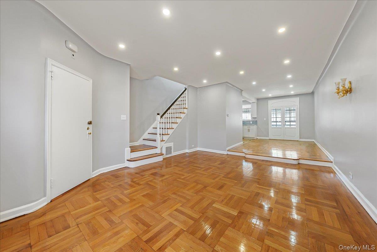 4309 Edson Avenue Bronx, NY 10466 - Photo 4 of 26 a view of empty room