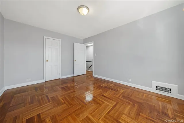 a view of empty room with window