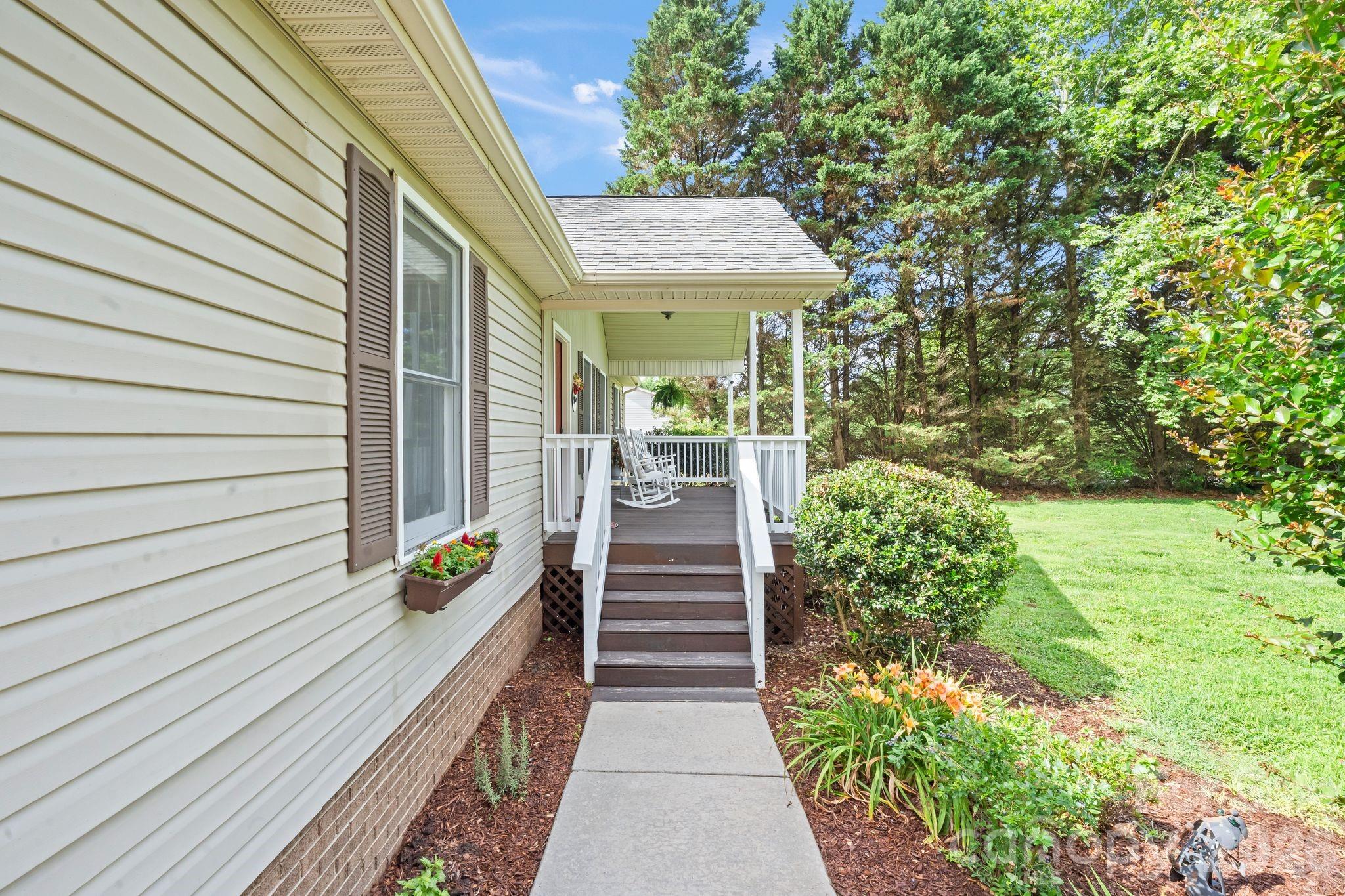 6168 King Wilkinson Road Denver, NC 28037 - Photo 23 of 32