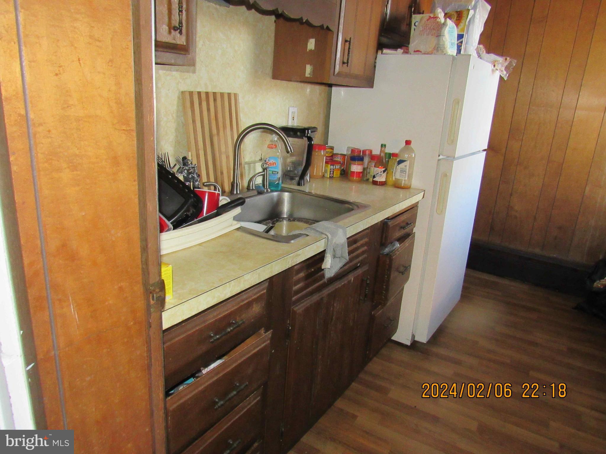 6905 Guilford Road Upper Darby, PA 19082 - Photo 6 of 11 Kitchen View