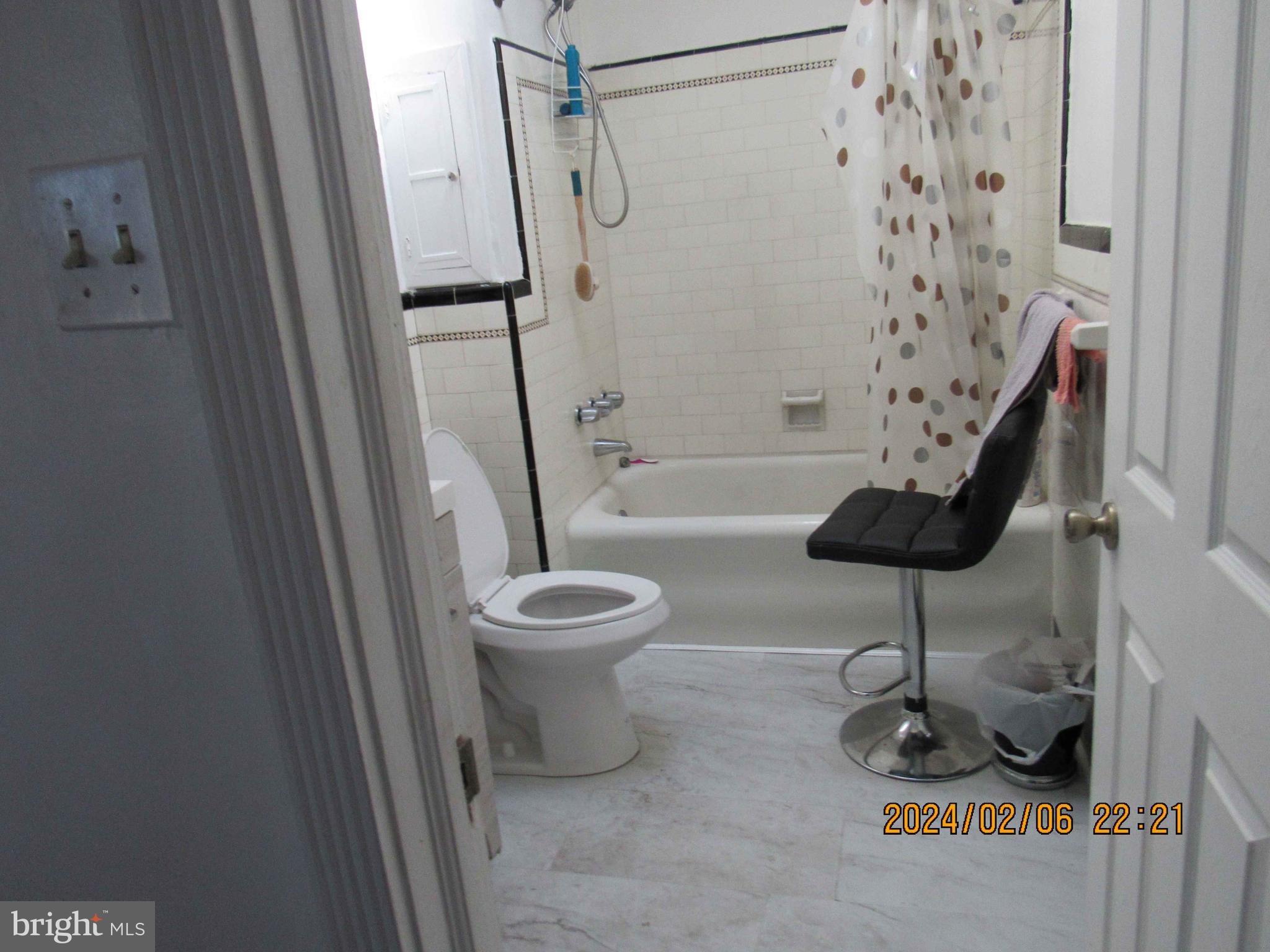 6905 Guilford Road Upper Darby, PA 19082 - Photo 9 of 11 Bathroom View