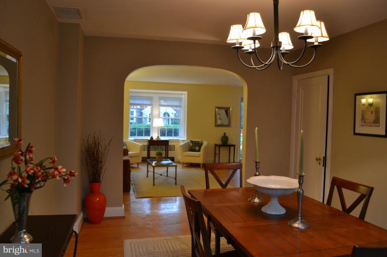 404 Murdock Road Baltimore, MD 21212 - Photo 22 of 29 Dining Room