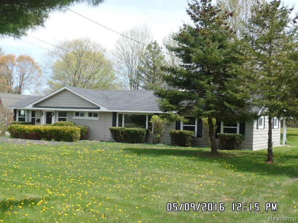 56870 Scheuer Road New Baltimore, MI 48051 - Photo 2 of 20 SAM_3386.JPG