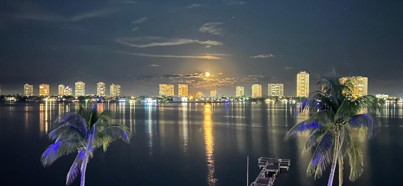 3040 Lake Shore Drive, Unit 504 Riviera Beach, FL 33404 - Photo 39 of 60 Copy of LHC 504 - 41