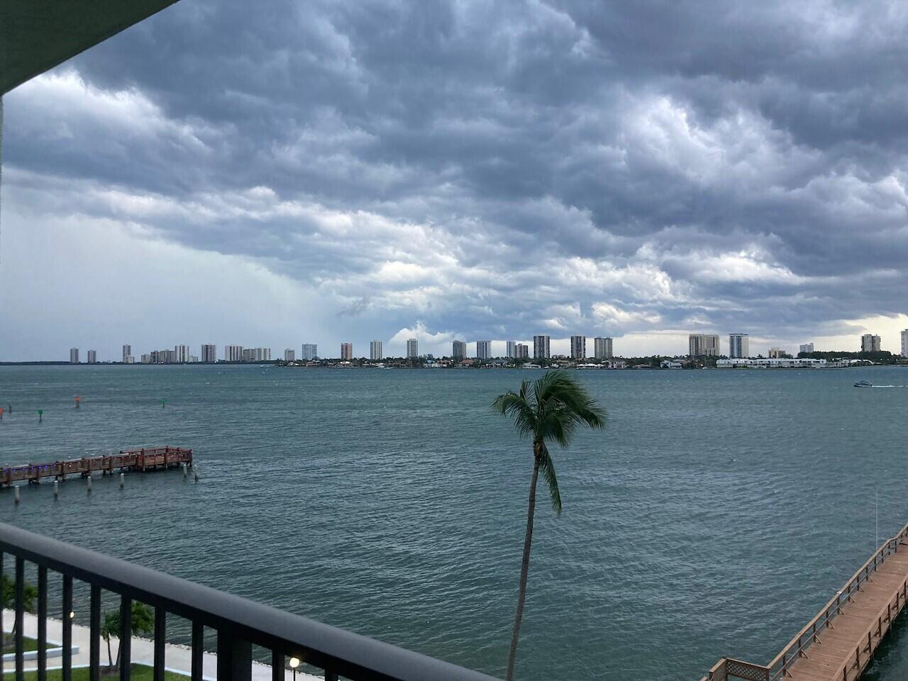 3040 Lake Shore Drive, Unit 504 Riviera Beach, FL 33404 - Photo 41 of 60 Copy of LHC 504 - 43