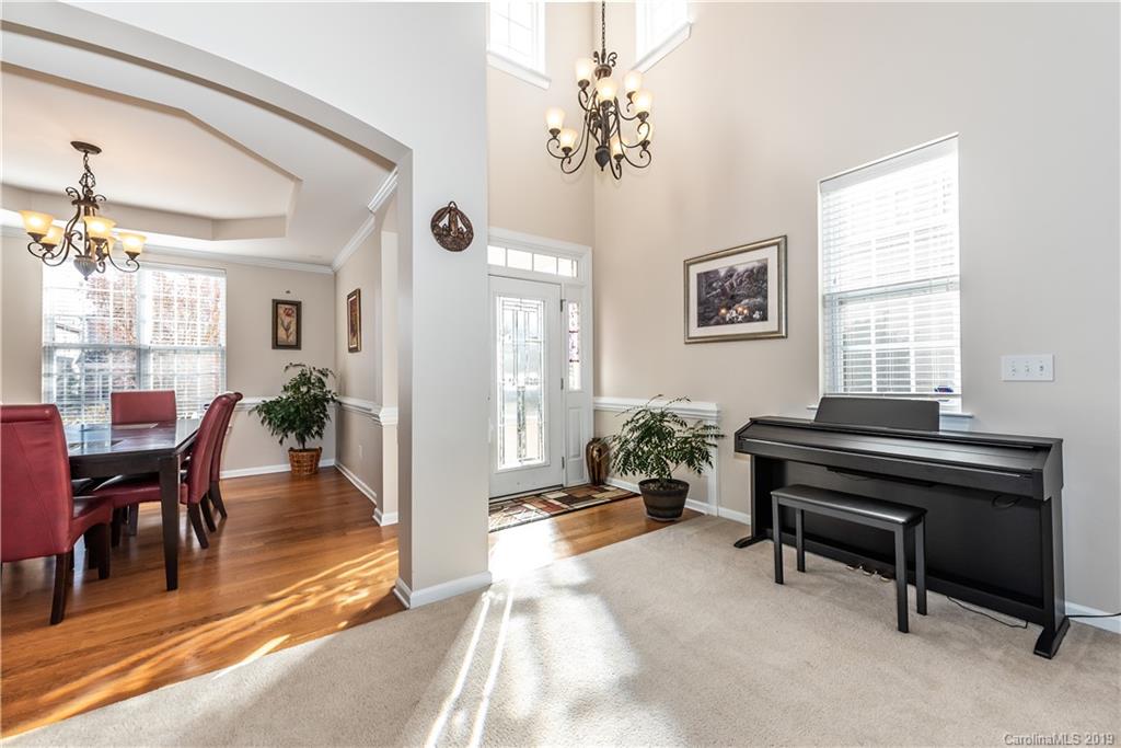 6110 Cactus Valley Road Charlotte, NC 28277 - Photo 3 of 25 Gallery Image 3
