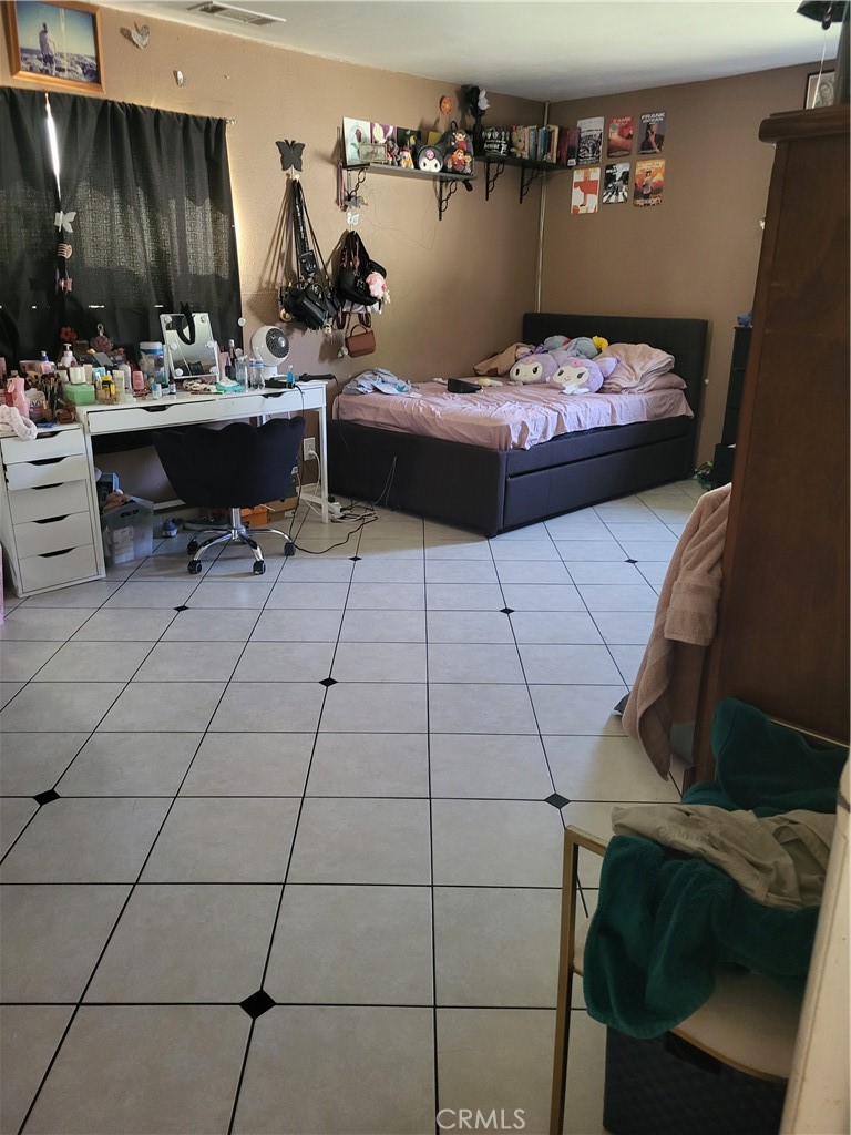 13141 Monroe Street Garden Grove, CA 92844 - Photo 18 of 21 a view of workspace and window