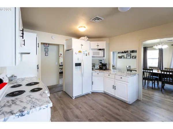 $350,000 | 758 Pleasant Court, The Dalles, OR 97058