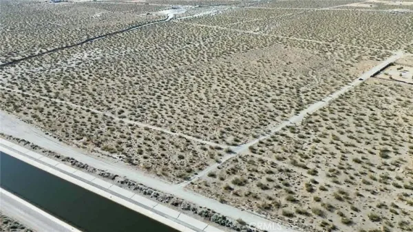 $225,000 | 2025 Dos Palmas Road, Phelan, CA 92371