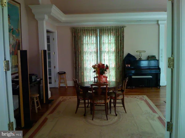 a view of entryway
