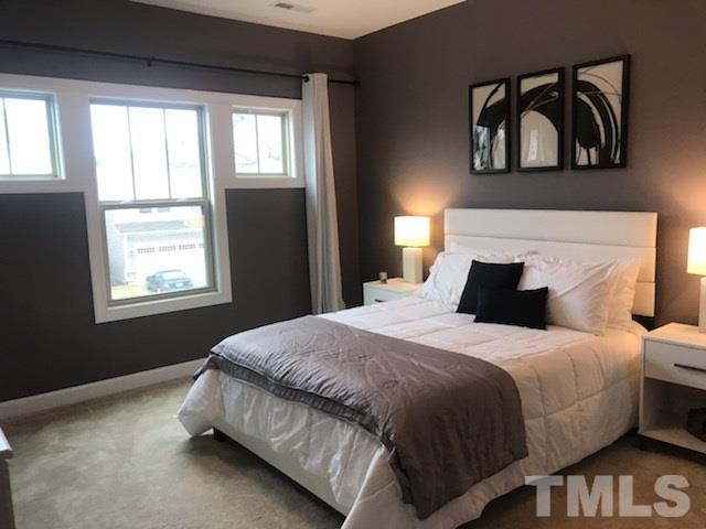1038 Lippincott Road Durham, NC 27703 - Photo 7 of 29 Gallery Image 7