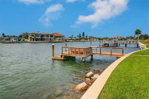 a view of a lake with houses