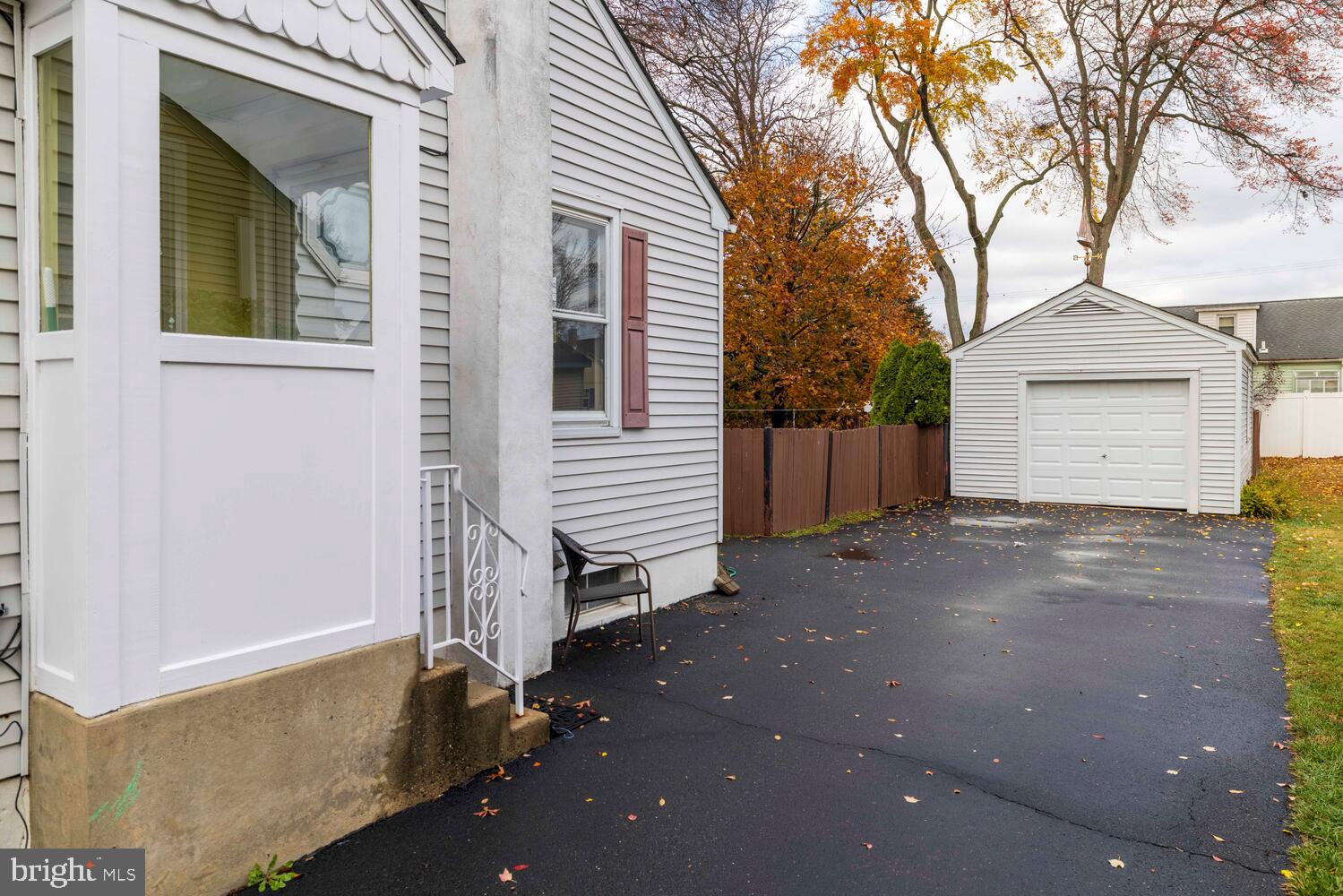 2133 Maple Avenue Croydon, PA 19021 - Photo 18 of 22