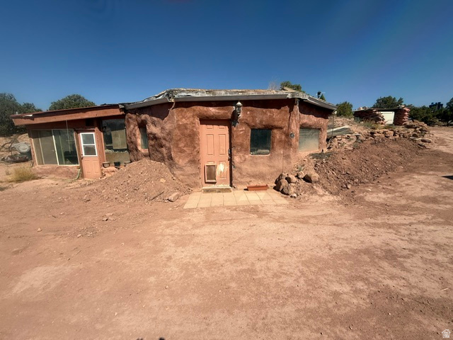475 South Willey Road Duchesne, UT 84021 - Photo 2 of 22 Southwestern-style exterior with textured stucco finish
