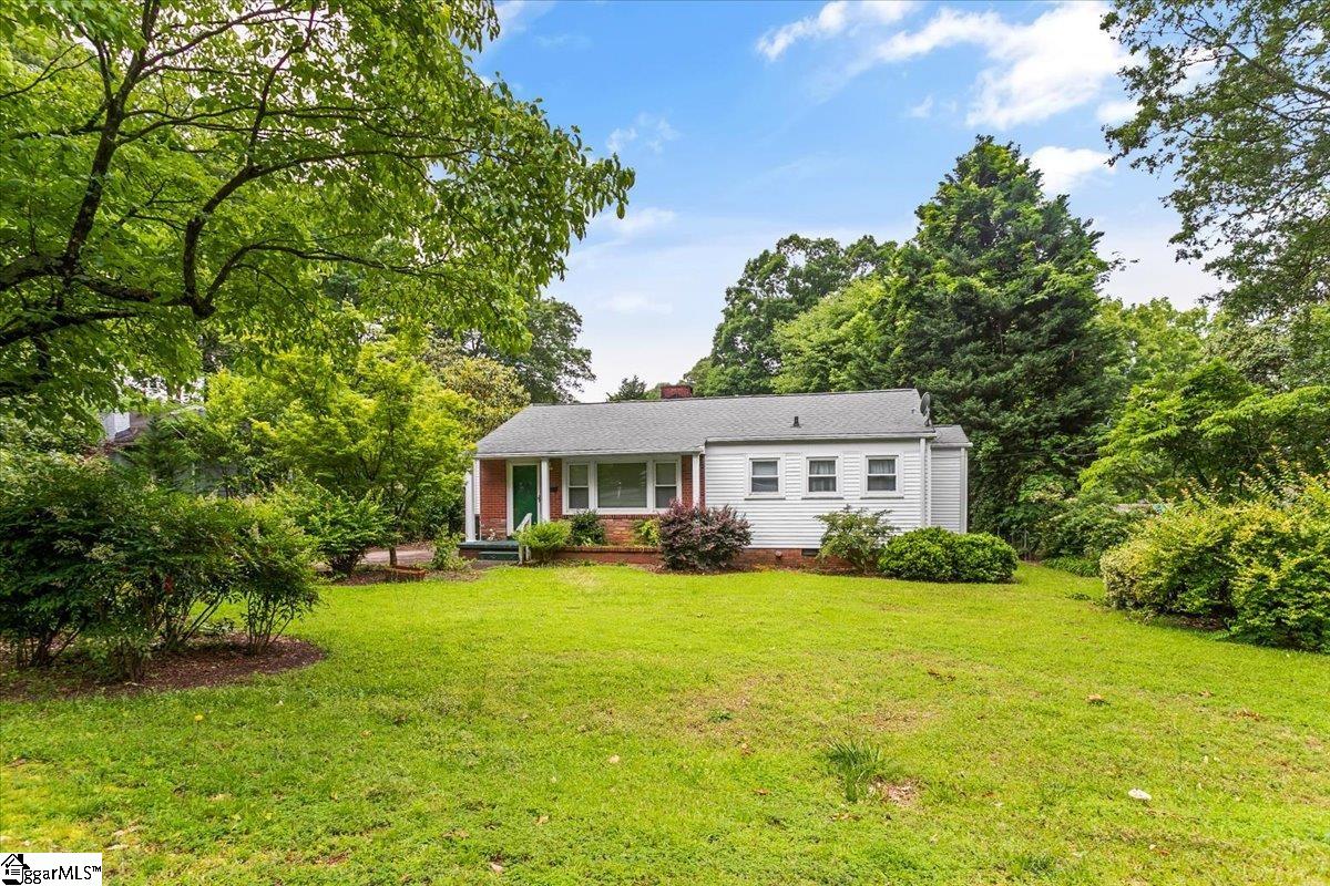 404 Legrand Boulevard Greenville, SC 29607 - Photo 4 of 36 Gallery Image 4