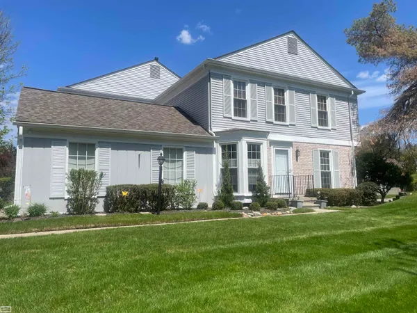 $314,900 | 1343 Autumn Lane, Rochester, MI 48306