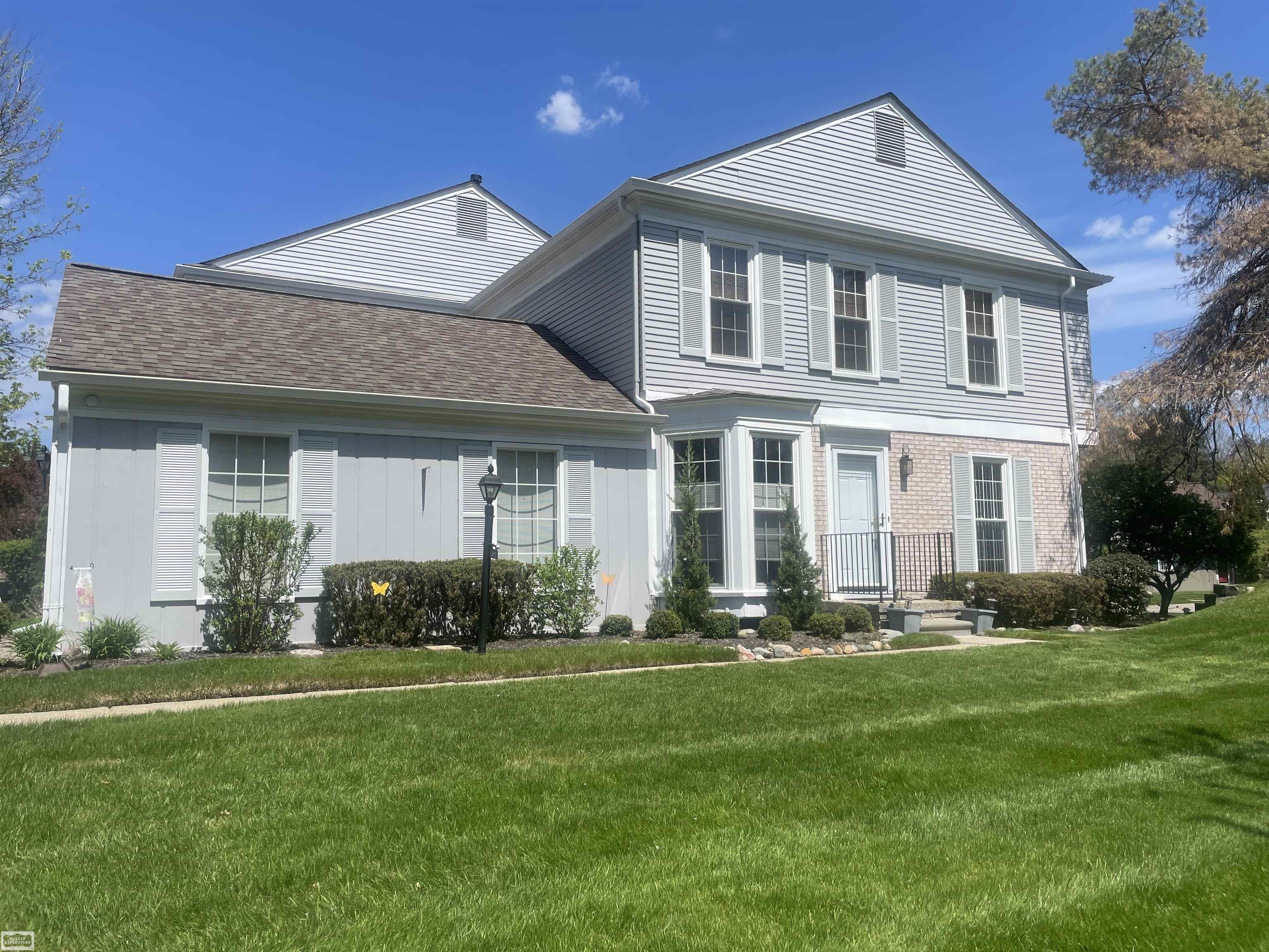 1343 Autumn Lane Rochester, MI 48306 - Photo 1 of 42