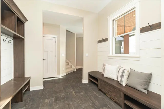 $1,420,000 | 771 Zumbro Oaks Lane Northwest, Oronoco, MN 55960