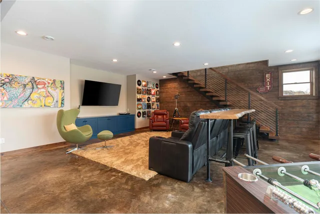 $1,420,000 | 771 Zumbro Oaks Lane Northwest, Oronoco, MN 55960