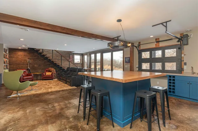 $1,420,000 | 771 Zumbro Oaks Lane Northwest, Oronoco, MN 55960