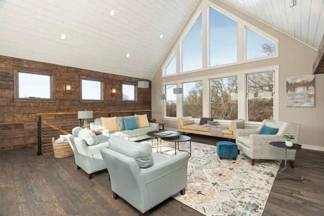 $1,420,000 | 771 Zumbro Oaks Lane Northwest, Oronoco, MN 55960