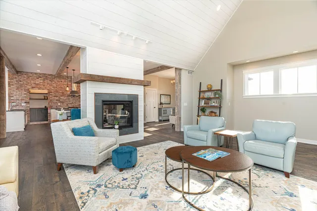 $1,420,000 | 771 Zumbro Oaks Lane Northwest, Oronoco, MN 55960