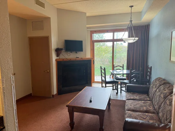 $122,750 | 2504 River, Unit 7132, Wisconsin Dells, WI 53965