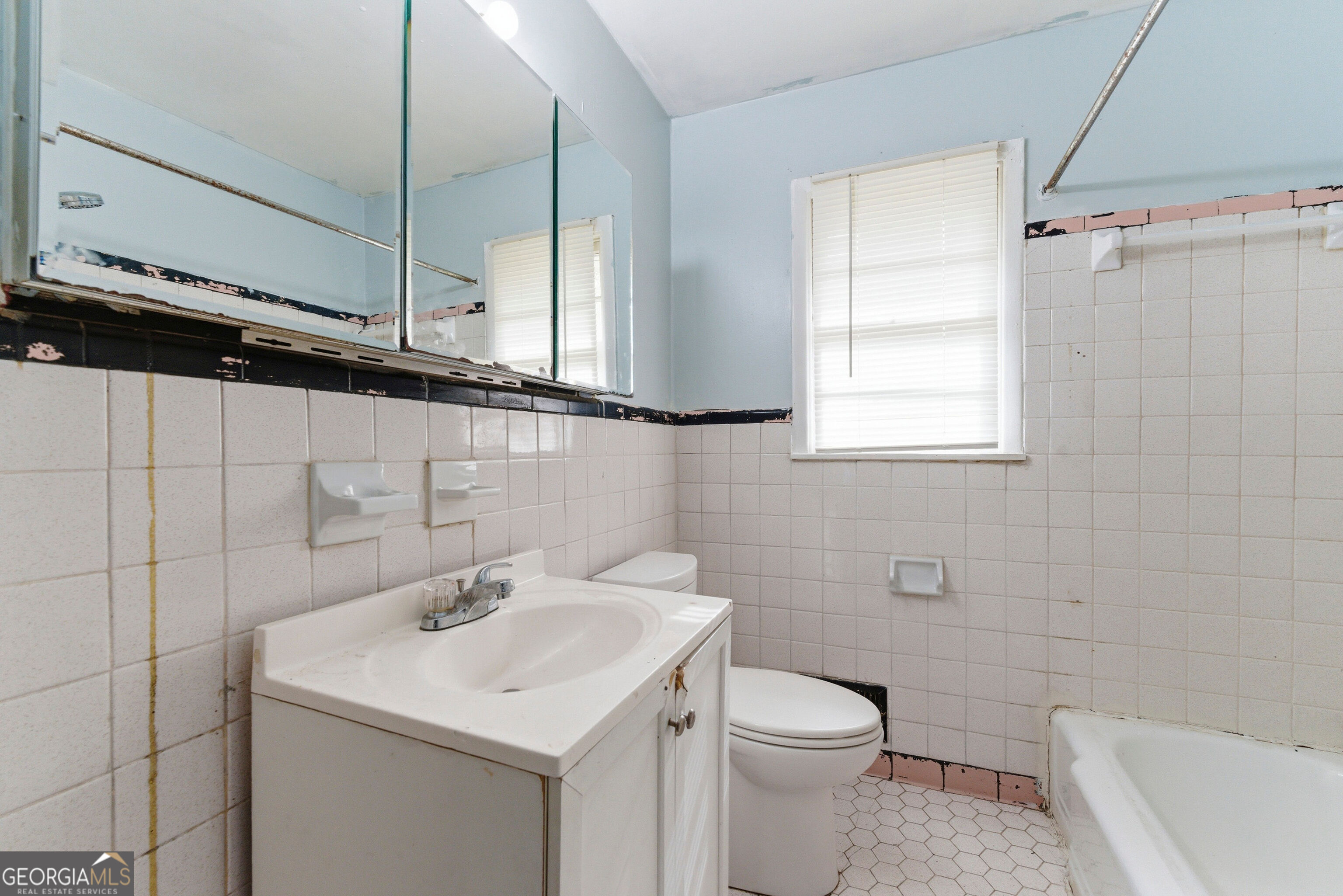 1820 Smyrna Road Southwest Conyers, GA 30094 - Photo 11 of 20